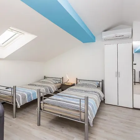 Kuca Za Odmor Sotovento I - , Krk Holiday home Brzac
