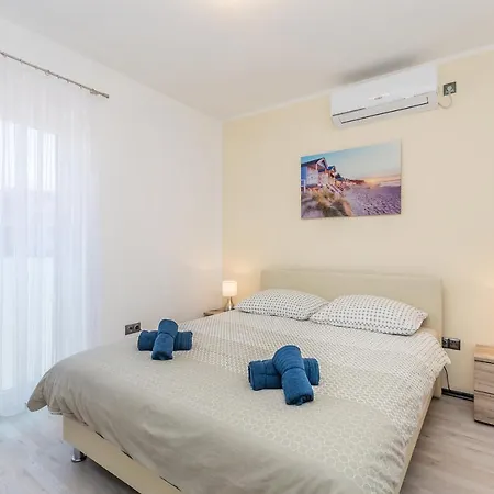 Kuca Za Odmor Sotovento I - , Krk Holiday home *